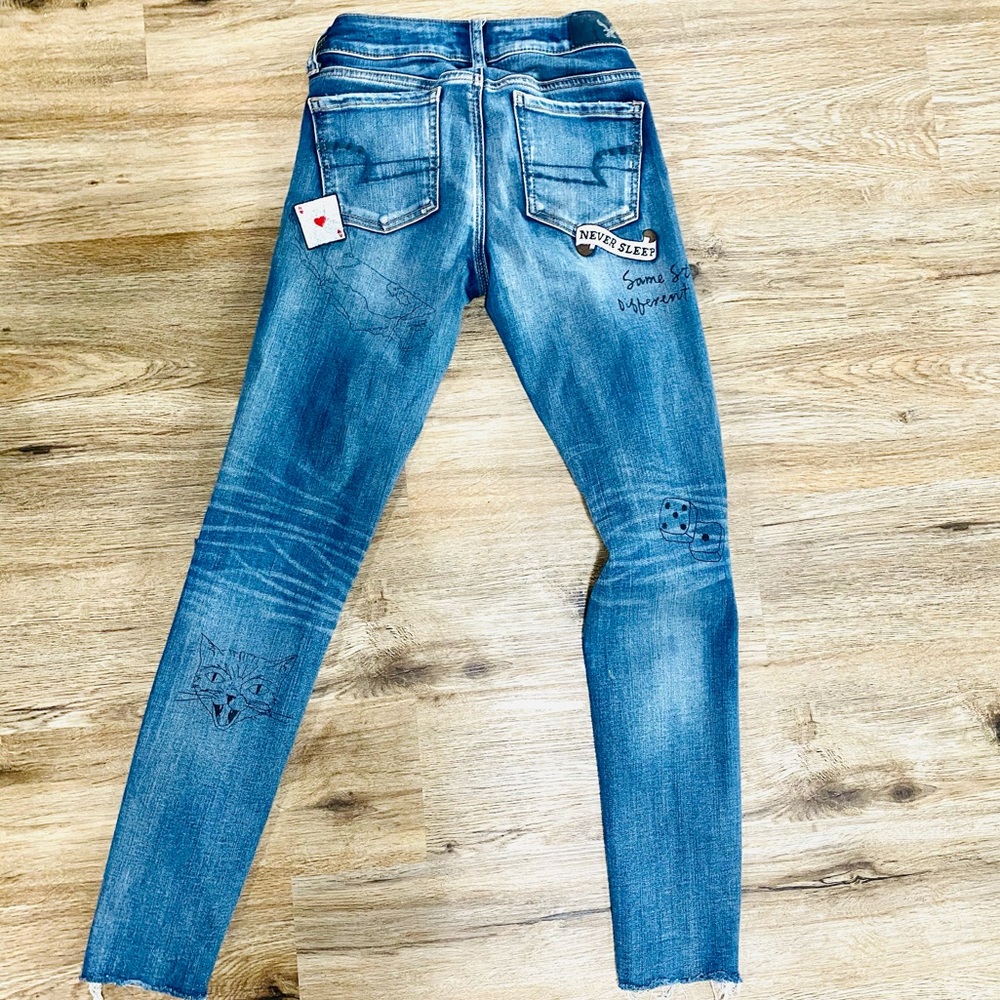 AE Mid-Rise Jeans
